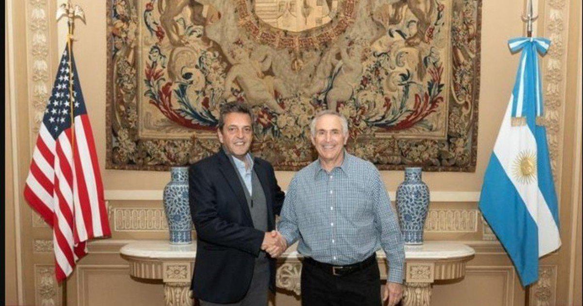 sergio-massa-con-el-embajador___4O1F78Mlm_1200x630__1