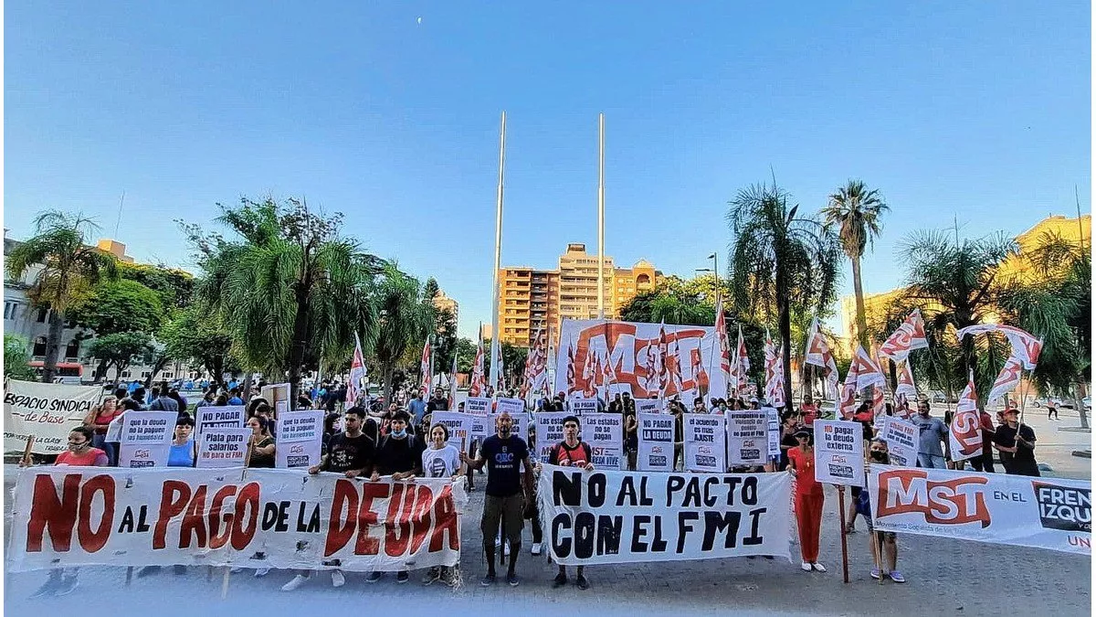 marcha-contra-el-fmi-frente-izquierdajpg