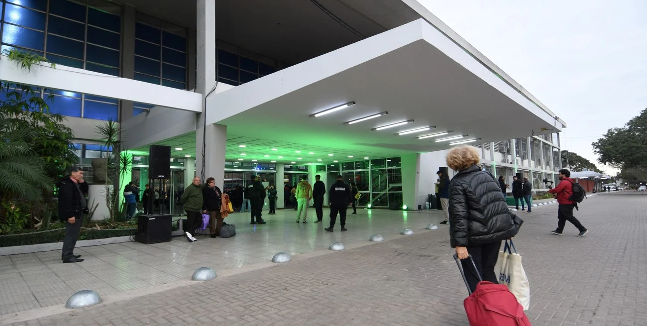Terminal de omnibus en santa Fe 2