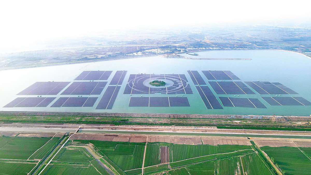 Dezhou-parque-solar-flotante (1)