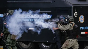 gendarme-dispara-172049---120325-foto-kaloian-jpg.