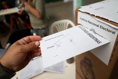 803573-elecciones-20-282-29