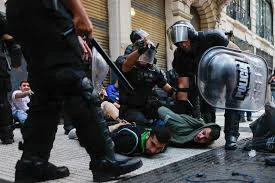 Represión vía libre