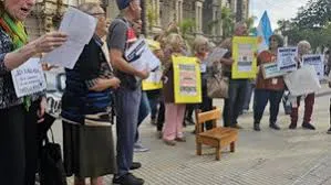 Marcha de los banquitos