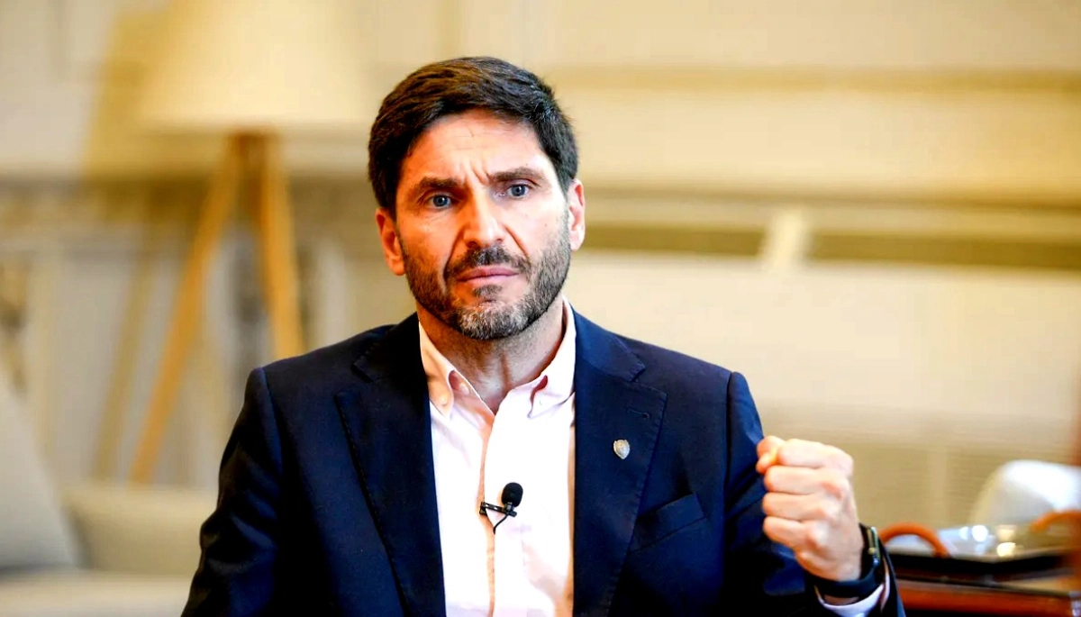 Pullaro política salarial