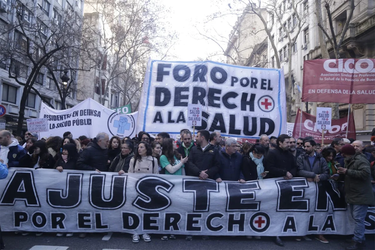 marcha-por-la-salud-garrahan-foto-Edgardo-Gomez-1