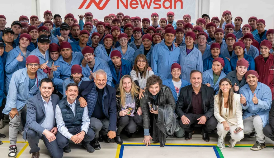 1762372690_227_Newsan-deja-a-150-operarios-en-la-calle-tras-recibir