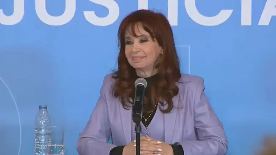 acto-cfk-en-el-pj-2039716
