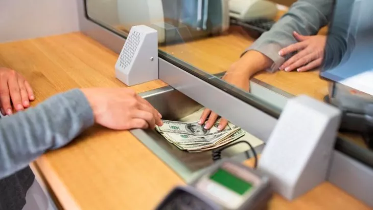 dolares-ventanillapng