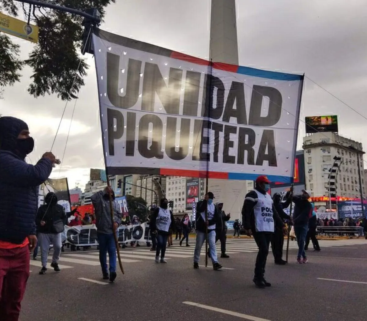 El que corta no cobra