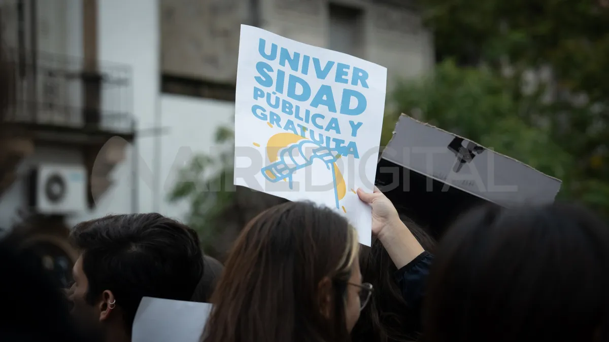 santa-fe-marcha-universitaria-estudiantes-y-trabajadores_dsc07453_mthjpg