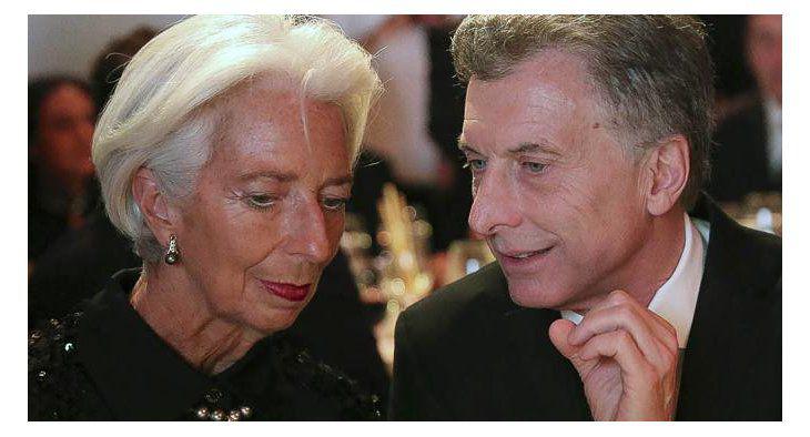 la-exdirectora-gerente-del-fmi-christine-lagarde-junto-al-presidente-mauricio-macri-momentos-la-rubrica-del-acuerdo