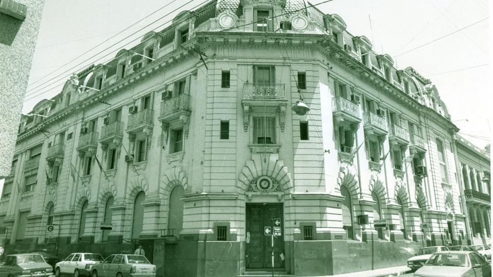 1498987965ro04fo0102