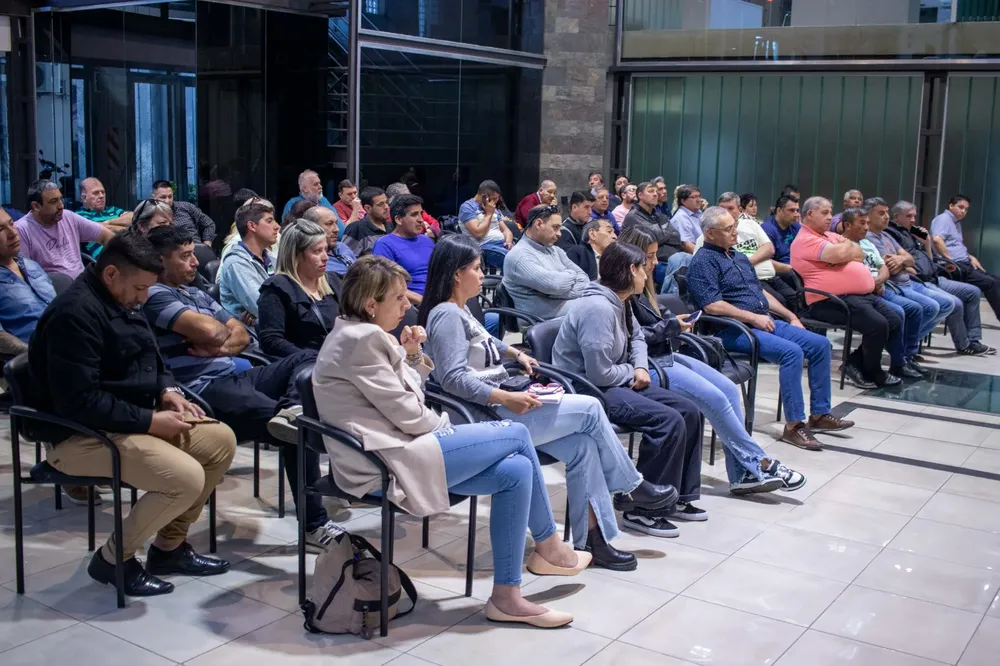 WhatsApp Image 2024-10-04 at 12.18.52 (1)