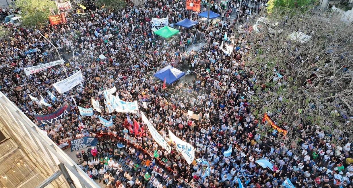 Marcha universitaria Santa Fe