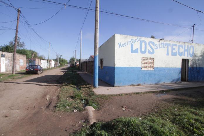 EgQv8E1XYAIMpUF-696x464