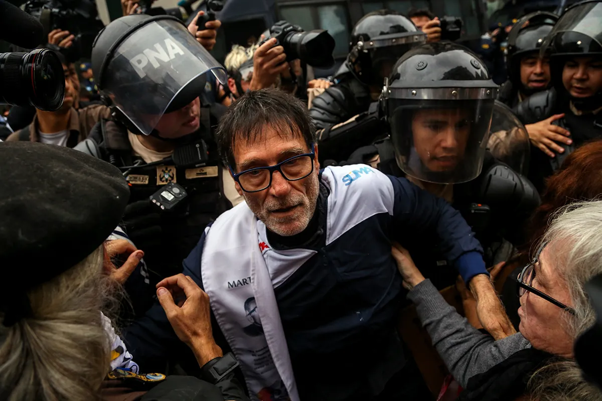 protesta-jubilados-congreso-07052025-Antonio-Becerra-5