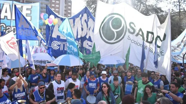 marcha-docentes-casa-gobierno-3jpg