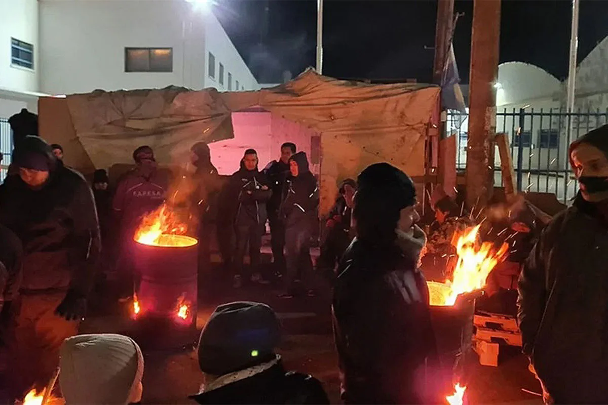 Tierra-del-Fuego-fogones-parque-industrial-