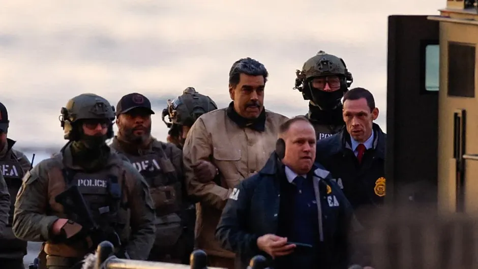 695bf19f25d38_940_529!